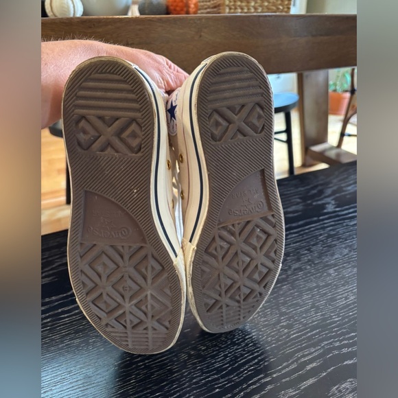 Brand new limited edition sun and moon converse high tops - Picture 4 of 7